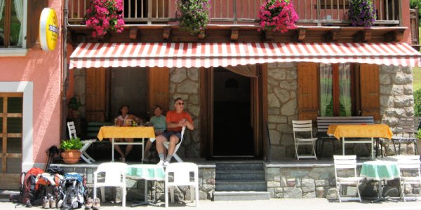 Cafe lunch, Tour du Mont Blanc